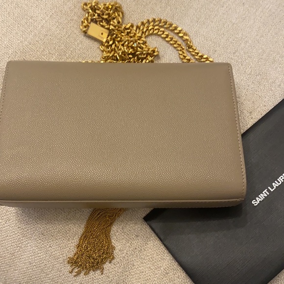COPY - Saint Laurent- Monogram Kate w. Tassle - Picture 3 of 4